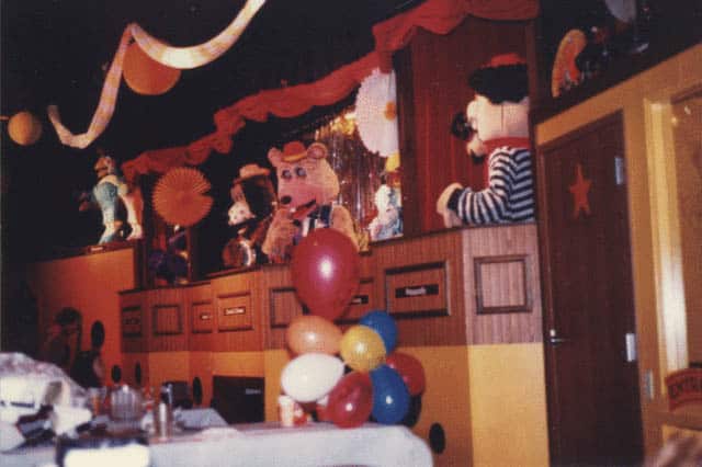 vintage Chuck E. Cheese stage