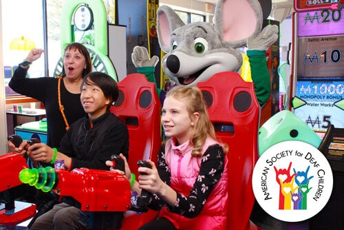 CHUCK E. CHEESE STRENGTHENS COMMITMENT TO ACCESSIBILITY & INCLUSION DURING NATIONAL DEAF AWARENESS MONTH
