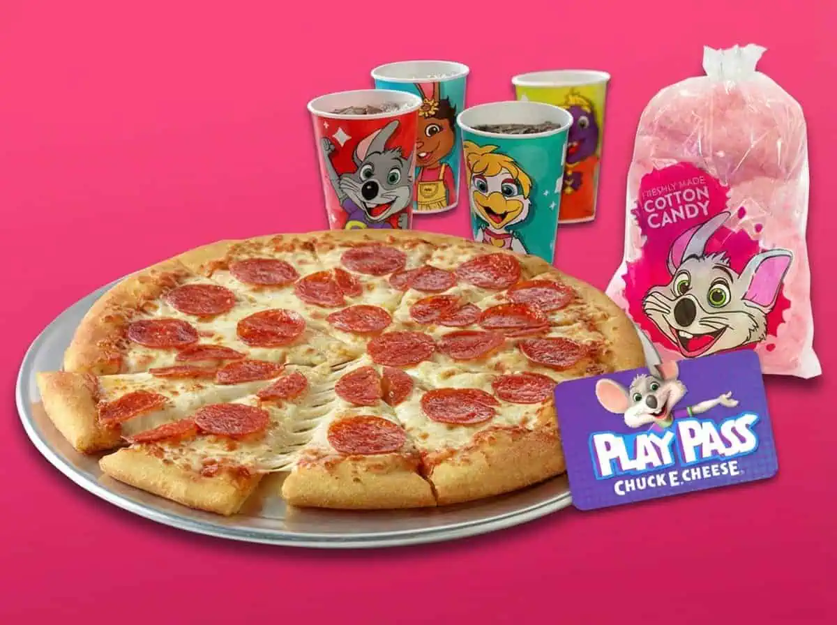 Pizza, drinks, cotton candy, Play Pass