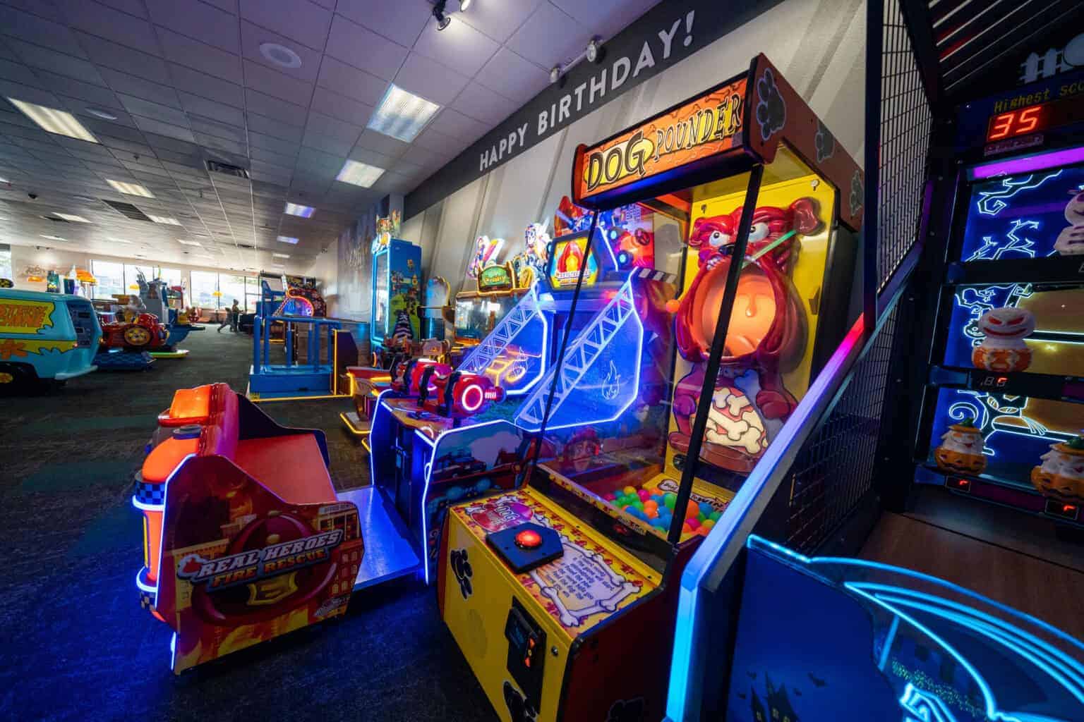 Best Arcade For A Family Outing | Chuck E. Cheese
